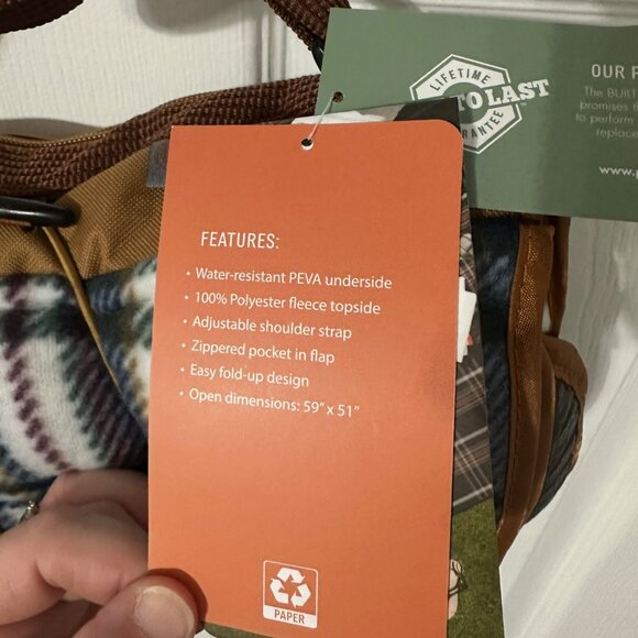 ONIVA - a Picnic Time Outdoor Blanket Tote Outdoor Picnic Blanket, Beach Blanket - Picture 7 of 8